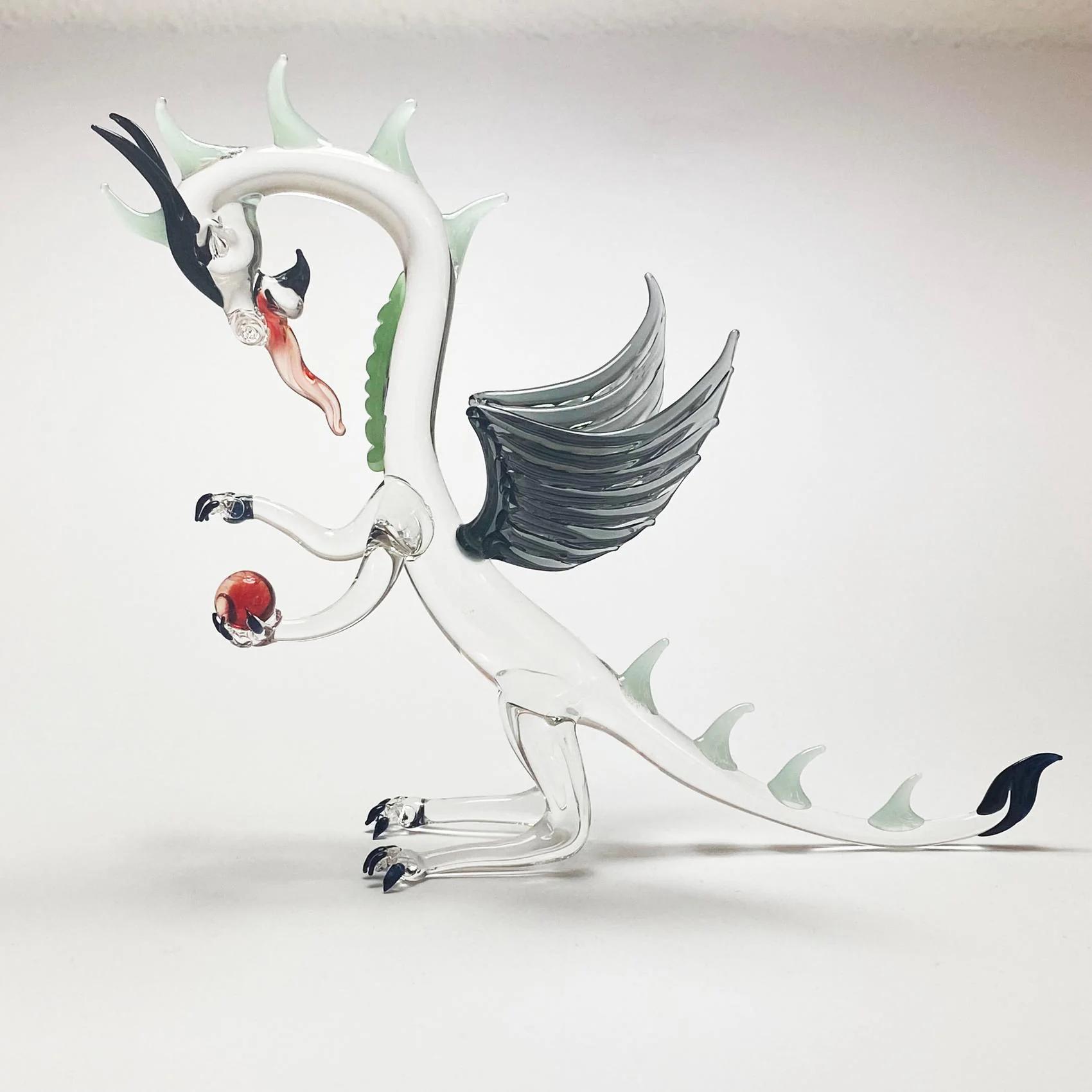 Dragón sólido